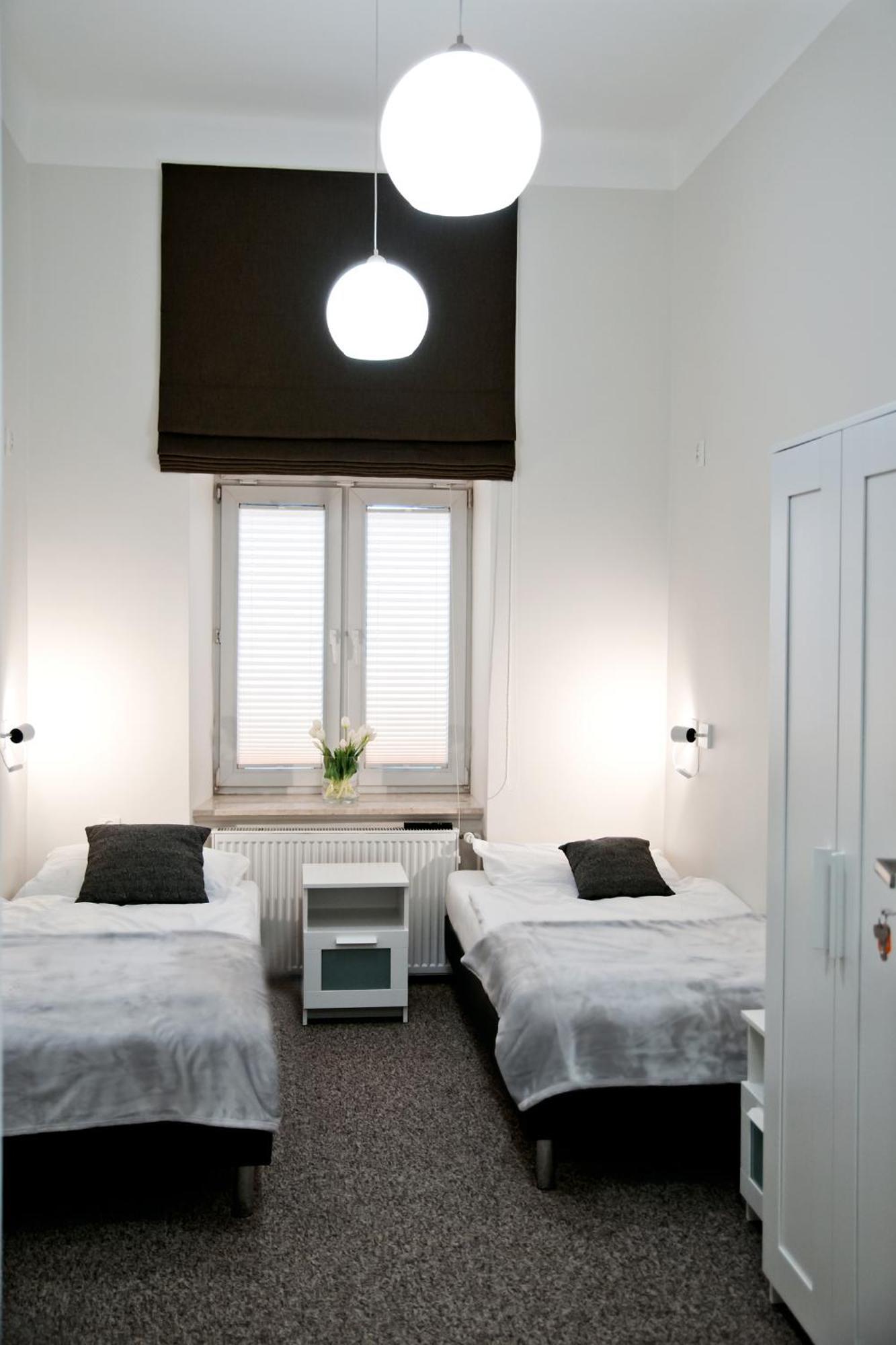 לובלין Rodmos Hostel מראה חיצוני תמונה